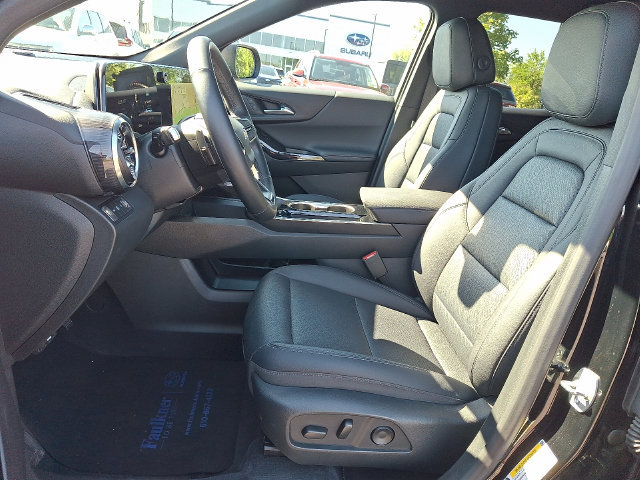 Used 2025 Chevrolet Equinox LT w/ Convenience Package II AWD/4WD image 15