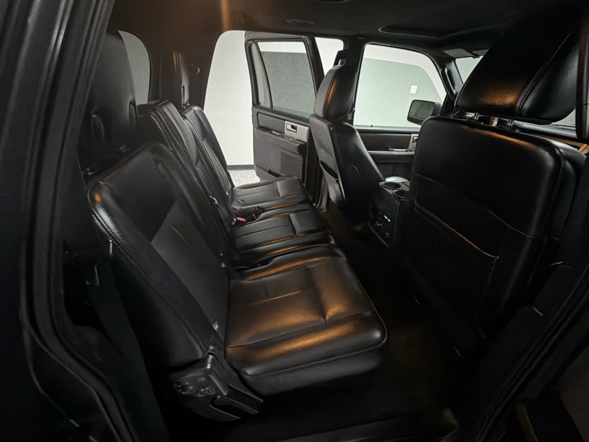 Used 2015 Ford Expedition EL XLT w/ Equipment Group 202A image 32