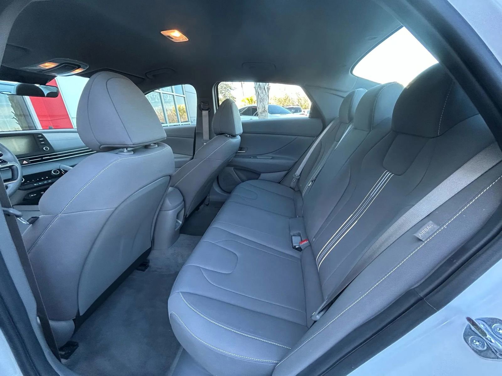 Used 2026 Hyundai Elantra Blue HEV 4D Sedan at image 16