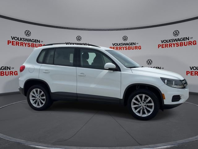 Used 2017 Volkswagen Tiguan Limited w/ Premium Package AWD/4WD image 9