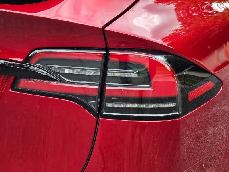 Used 2023 Tesla Model X AWD/4WD image 31