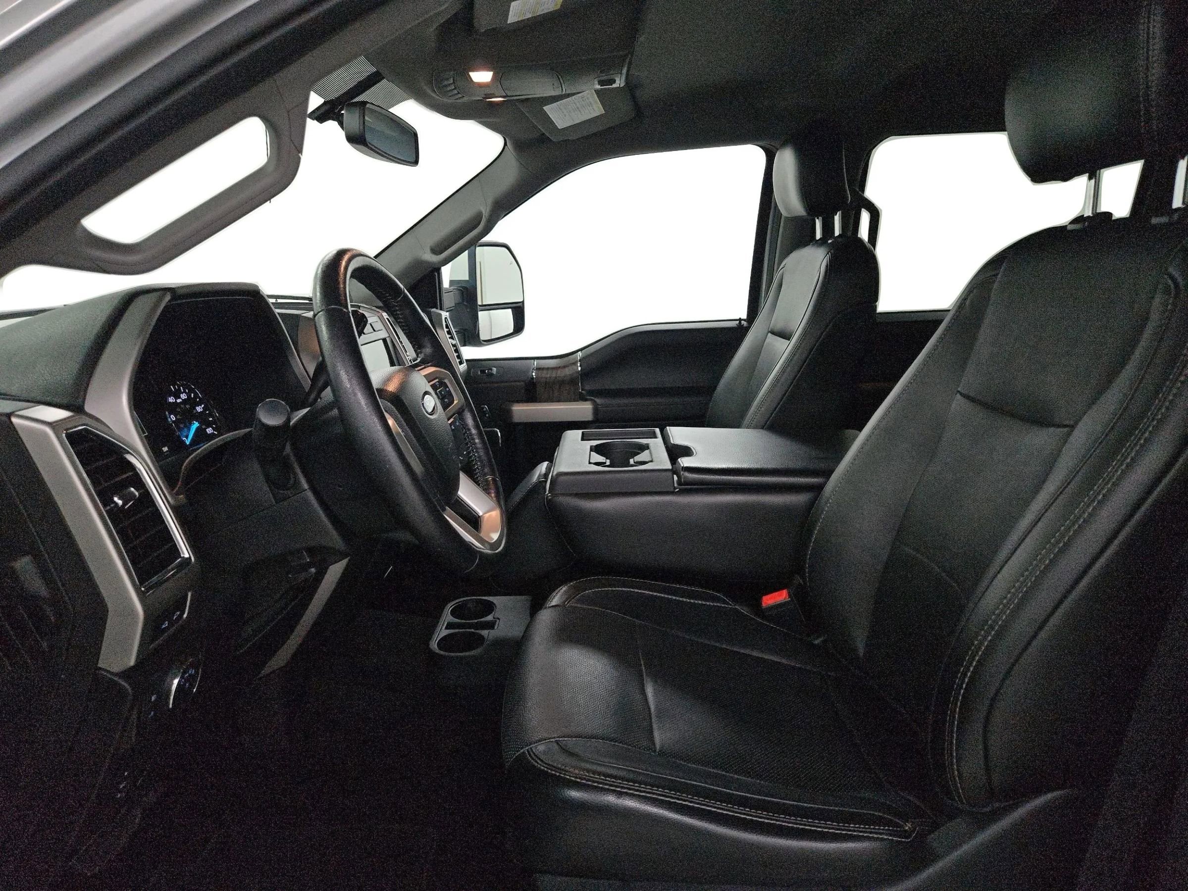 Used 2018 Ford F250 Lariat w/ Lariat Value Package image 9