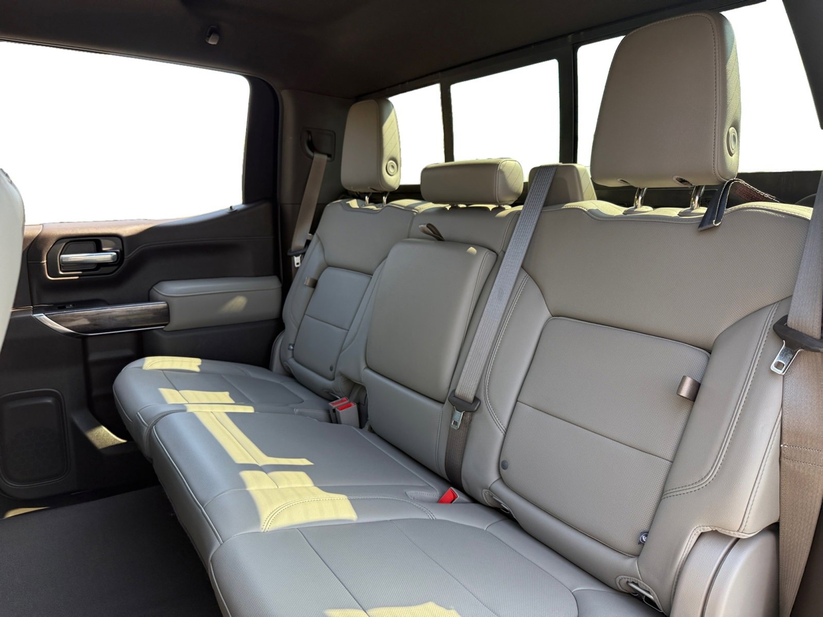 Used 2020 Chevrolet Silverado 1500 LTZ w/ LTZ Plus Package image 13