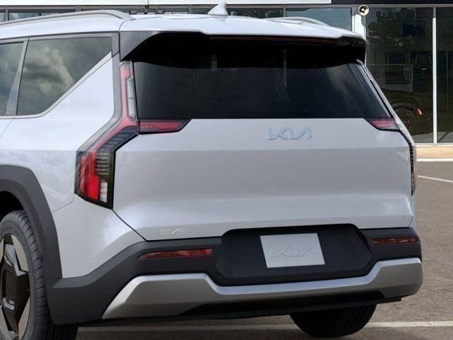 New 2026 Kia EV9 Wind image 13