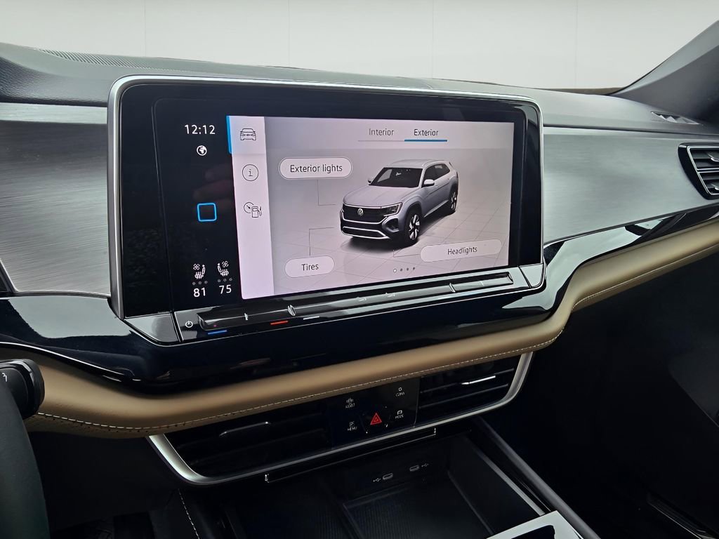 Used 2024 Volkswagen Atlas Cross Sport SE image 20