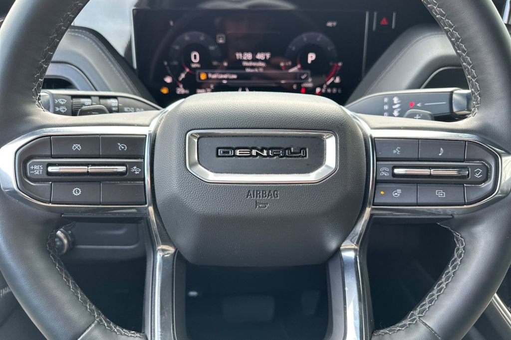 Used 2025 GMC Yukon Denali AWD/4WD image 24