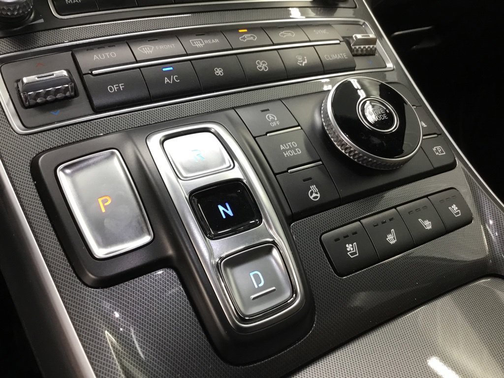 Used 2023 Hyundai Santa Fe Calligraphy FWD image 18