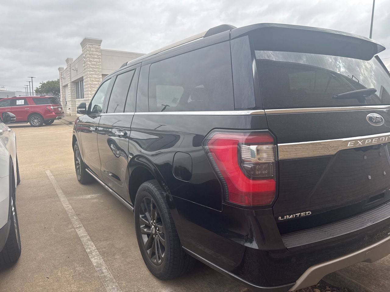 Used 2020 Ford Expedition Max Limited w/ Equipment Group 301A RWD image 6