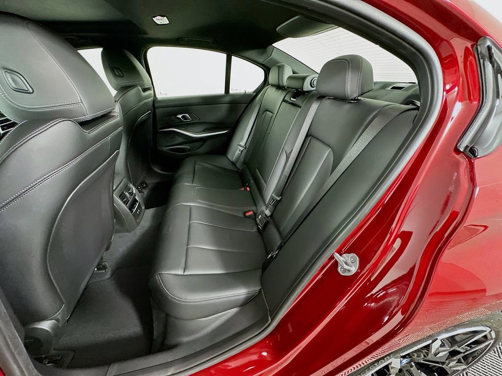 New 2026 BMW 330i Sedan w/ M Sport Package image 17