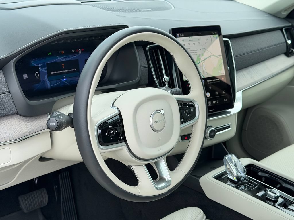 New 2026 Volvo XC90 B6 Ultra w/ Protection Package AWD/4WD image 15