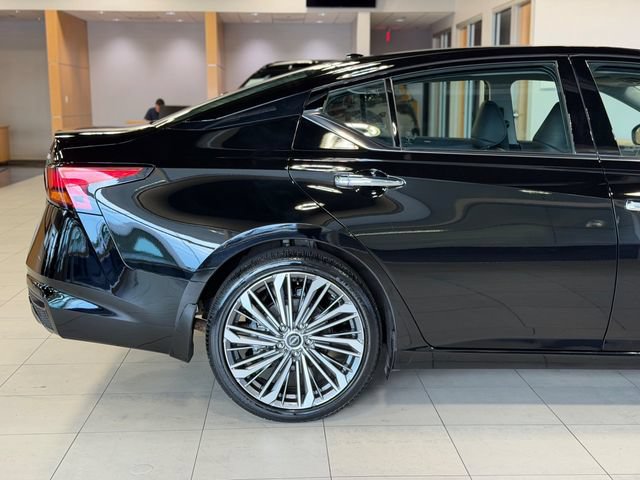Used 2023 Nissan Altima 2.5 SL FWD image 17