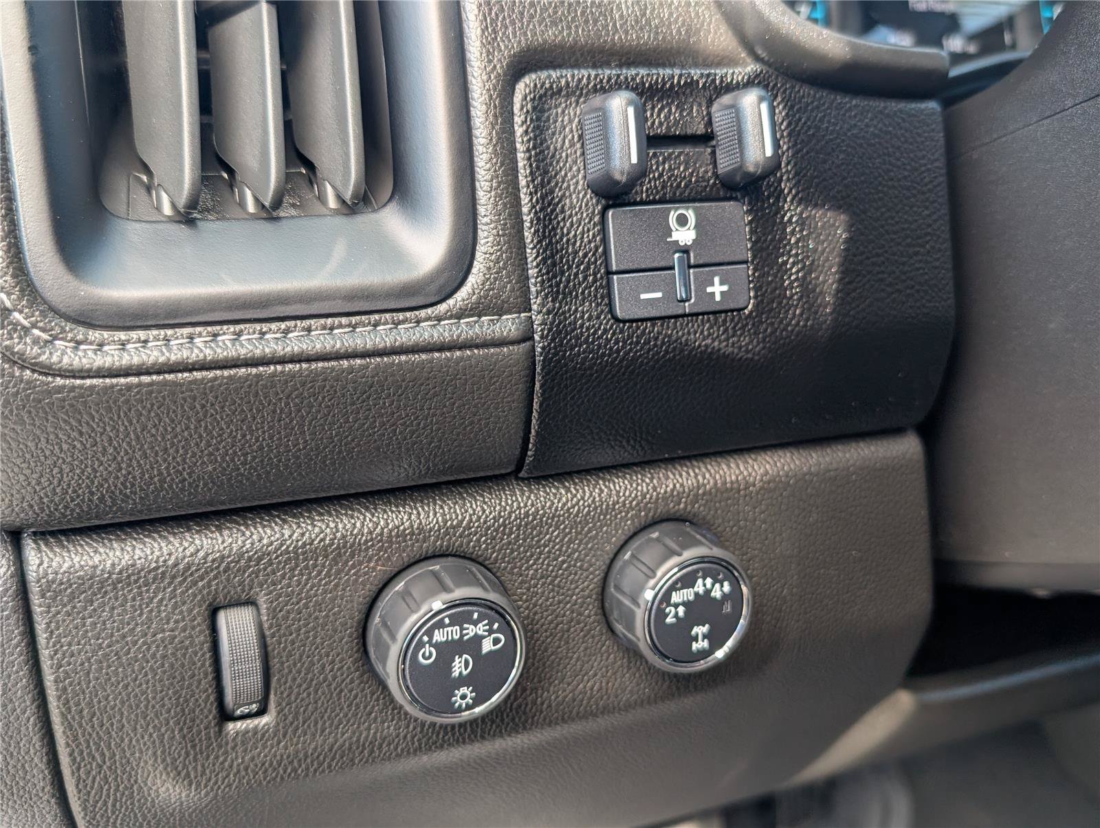 Used 2021 GMC Canyon Elevation w/ Trailering Package AWD/4WD image 22