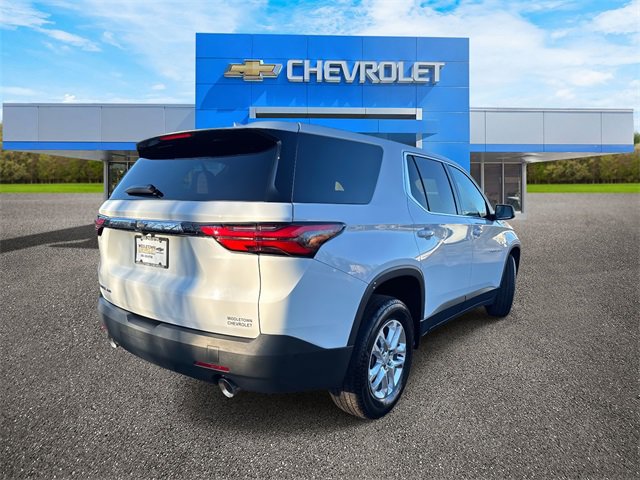 Used 2023 Chevrolet Traverse LS image 6