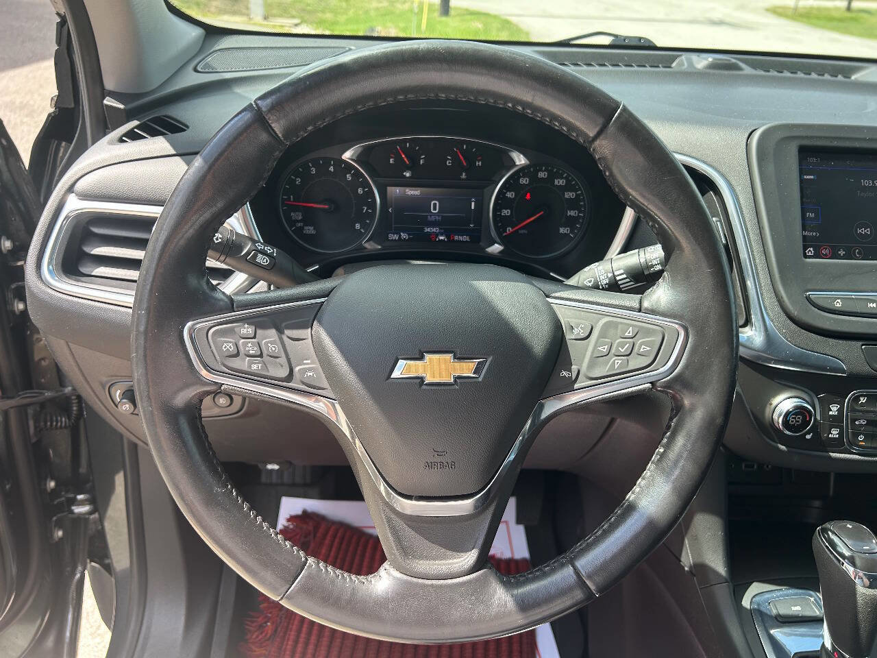 Used 2021 Chevrolet Equinox LT AWD/4WD image 10