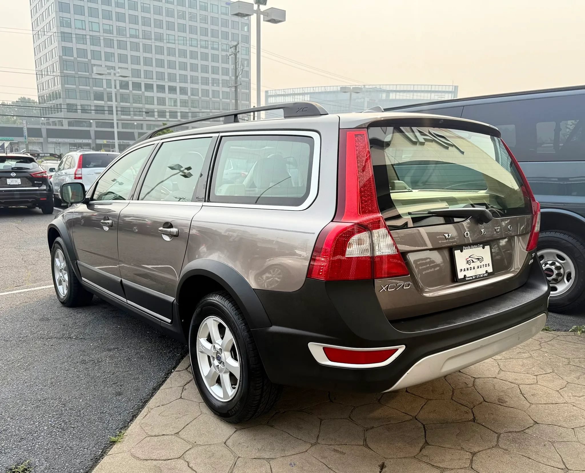 Used 2010 Volvo XC70 3.2 AWD/4WD image 5