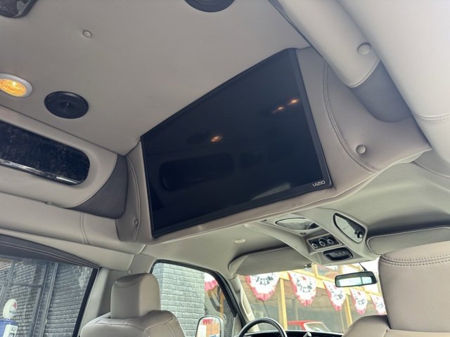 Used 2022 Chevrolet Express 2500 w/ Enhanced Convenience Package image 17