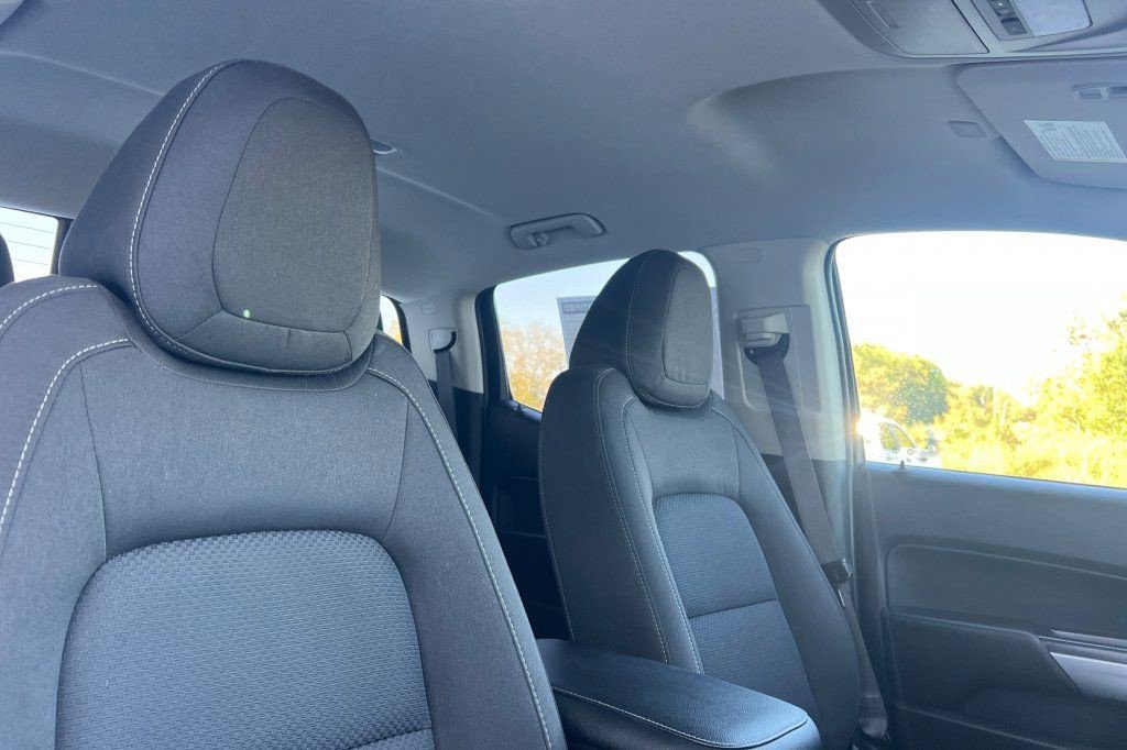 Certified 2022 Chevrolet Colorado LT w/ LT Convenience Package image 17