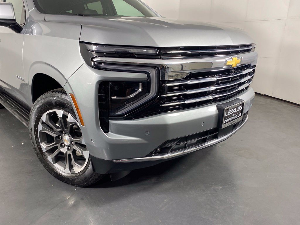 Used 2025 Chevrolet Tahoe LT w/ Comfort Package AWD/4WD image 4