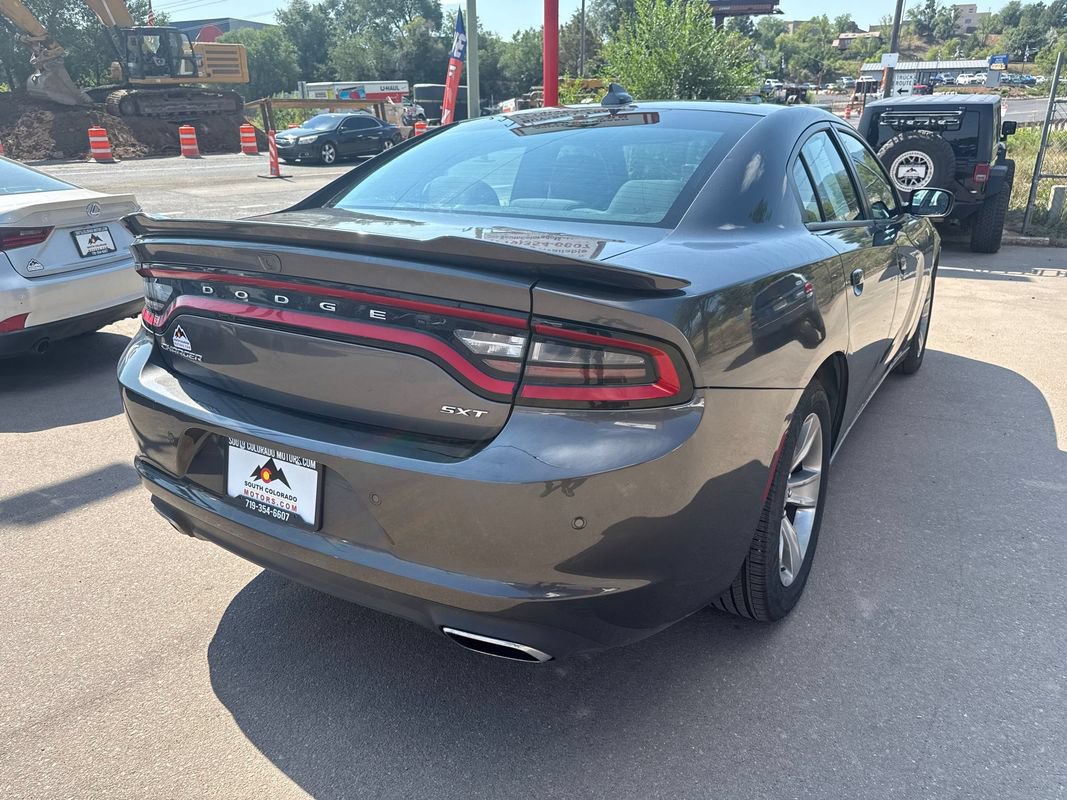 Used 2016 Dodge Charger SXT w/ Navigation & Travel Group RWD image 7