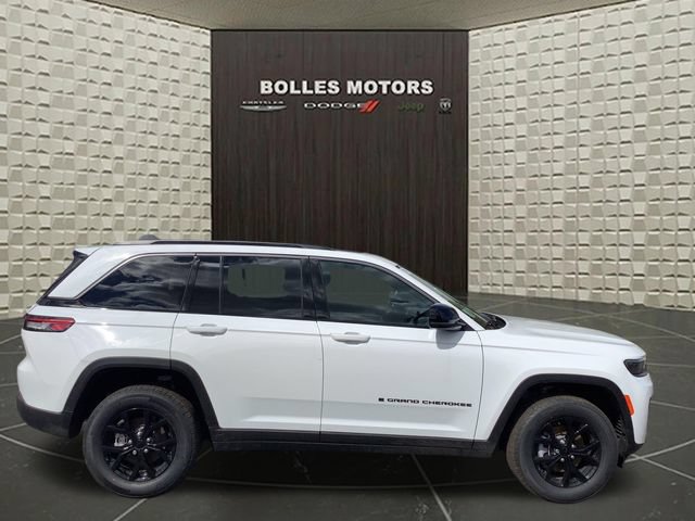 New 2026 Jeep Grand Cherokee Altitude