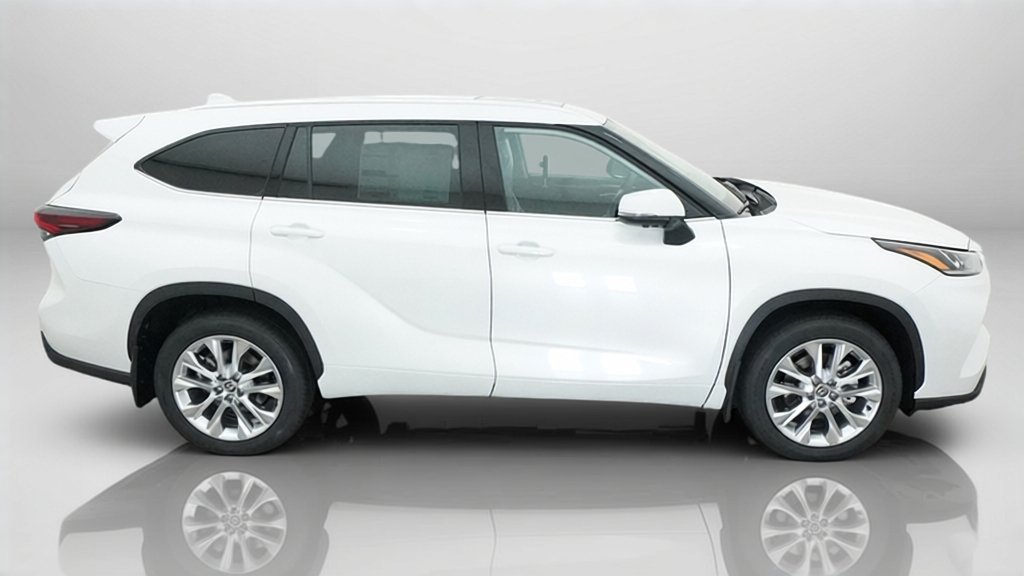 New 2026 Toyota Highlander Limited AWD/4WD image 23