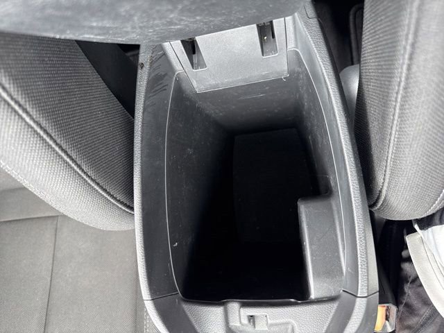 Used 2015 Hyundai Veloster FWD image 25