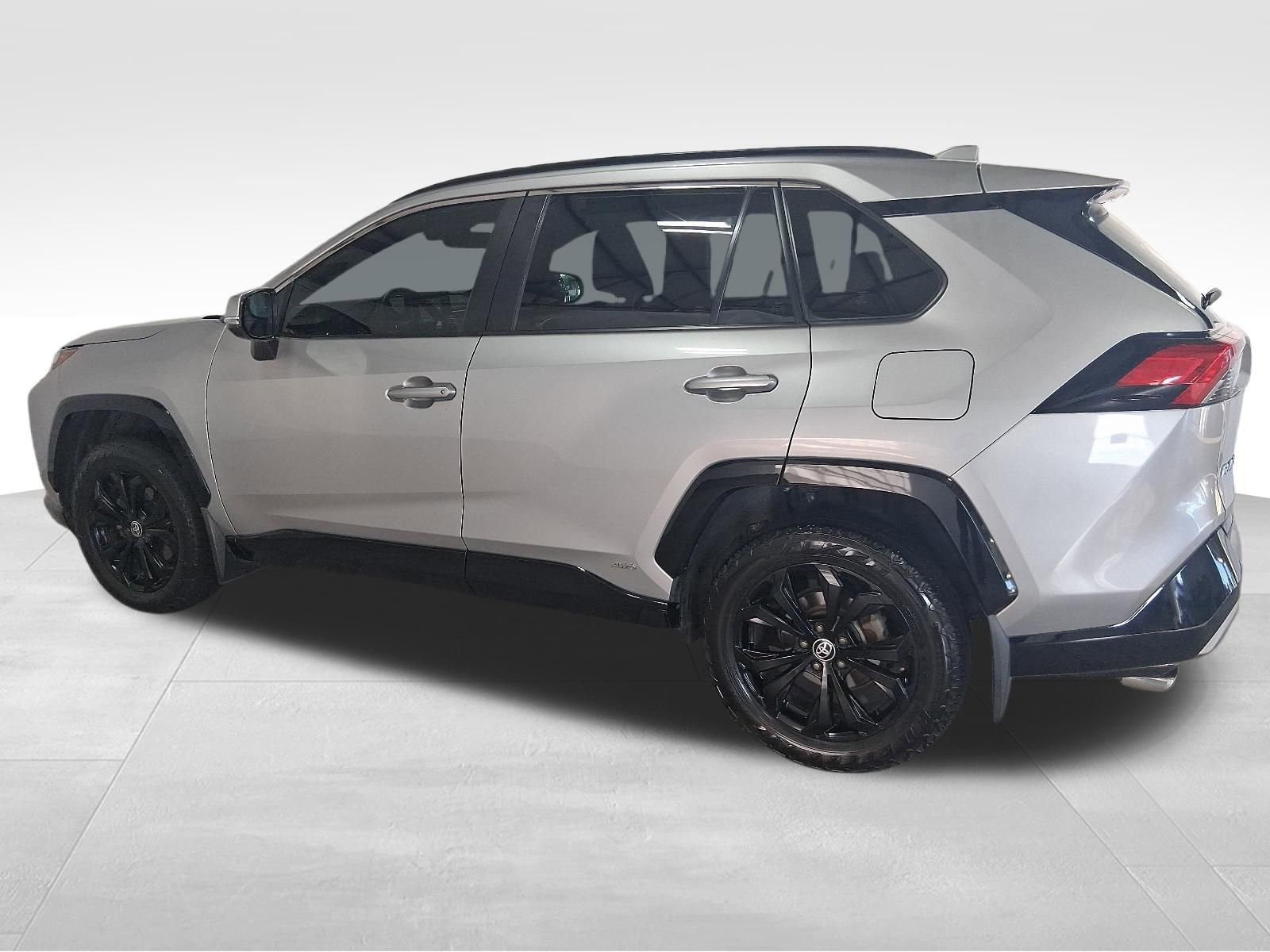 Used 2022 Toyota RAV4 SE AWD/4WD image 7