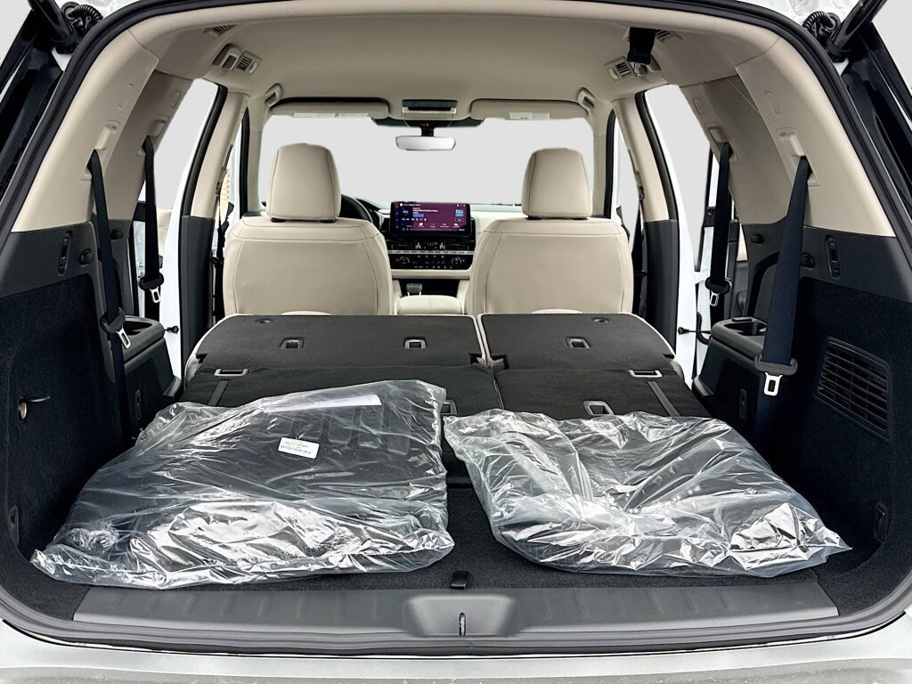 New 2026 Nissan Pathfinder SL AWD/4WD image 7