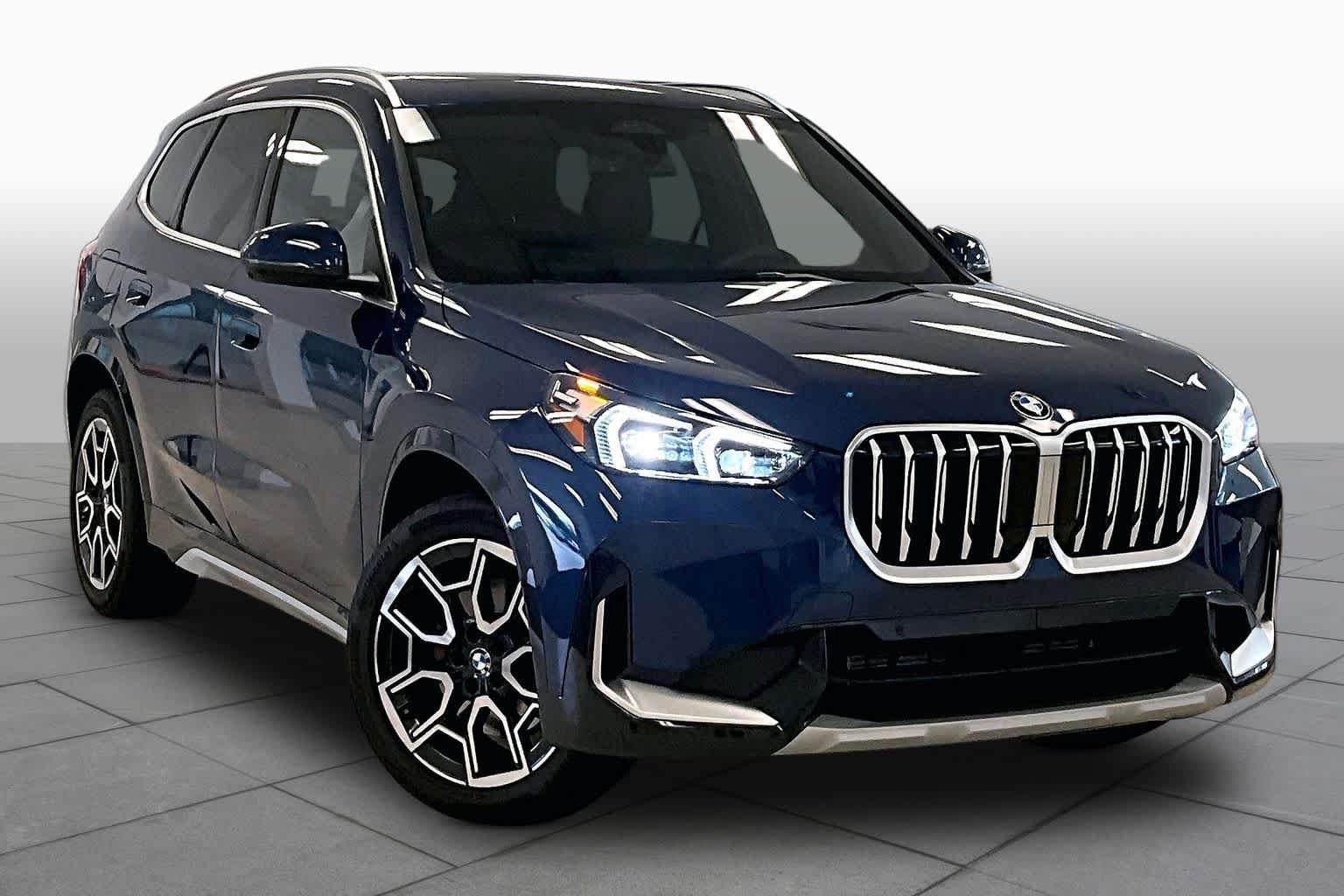 Certified 2025 BMW X1 xDrive28i AWD/4WD image 2