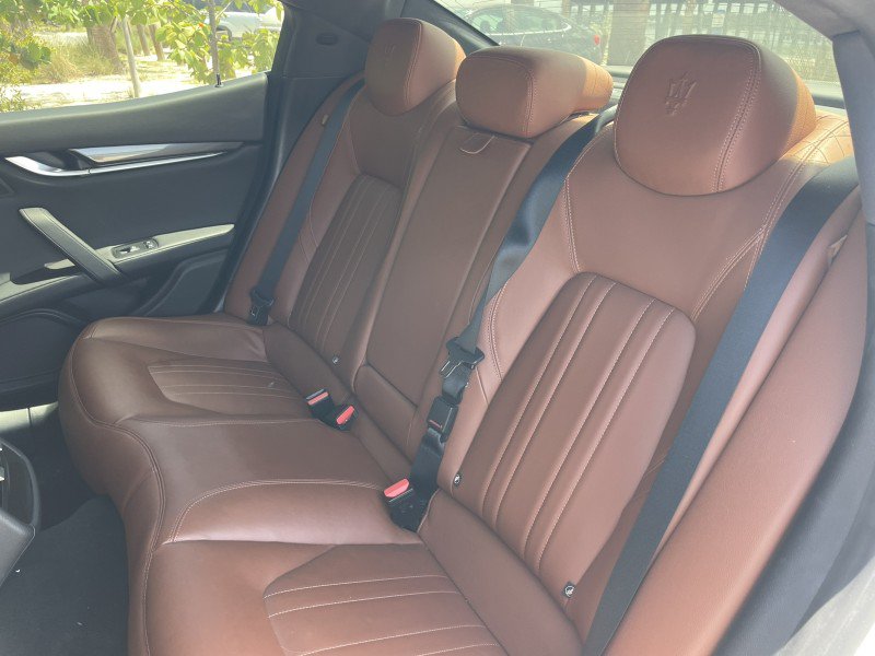 Used 2016 Maserati Ghibli RWD image 12