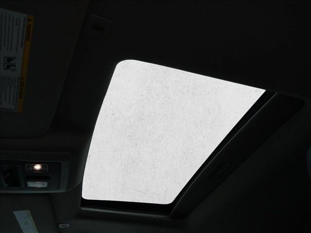Used 2017 RAM 1500 Sport RWD image 20