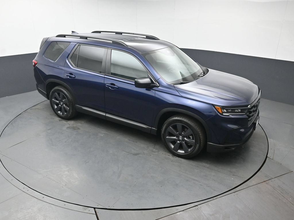 Used 2025 Honda Pilot Sport image 43