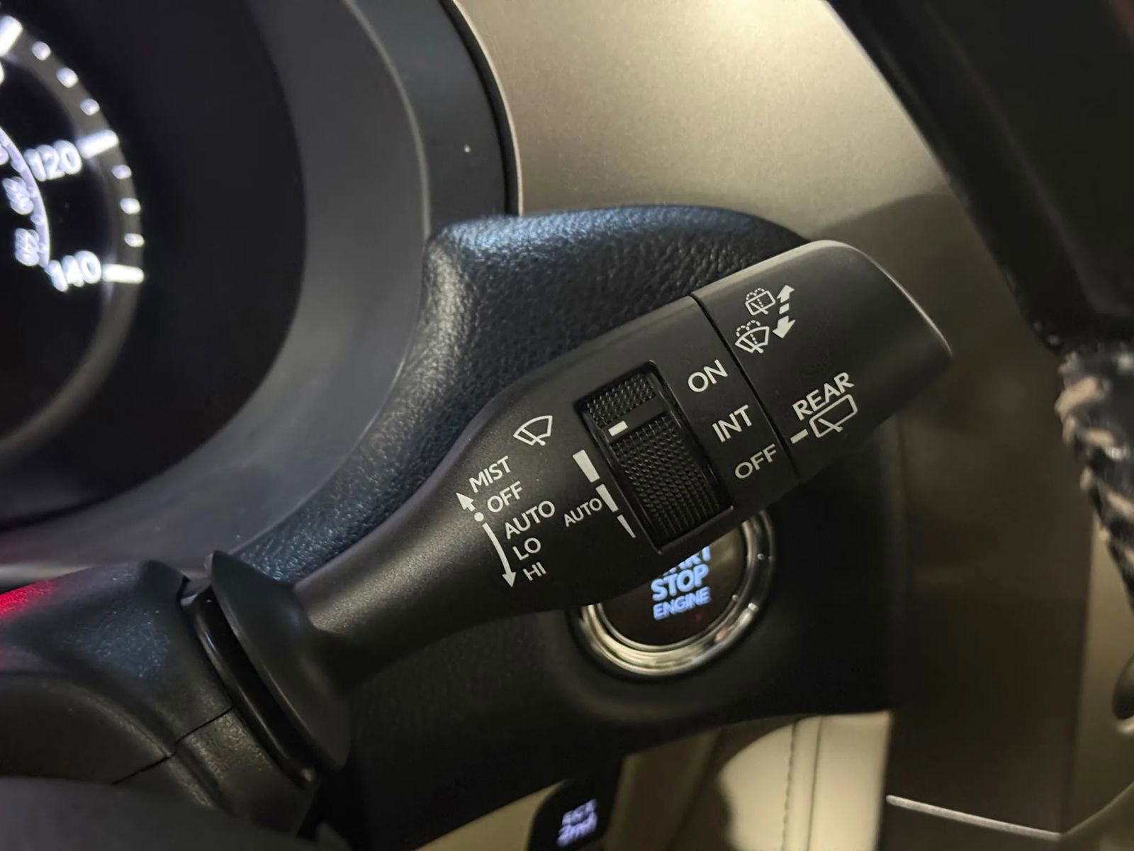 Used 2020 Lexus GX 460 Premium w/ Premium Package image 26