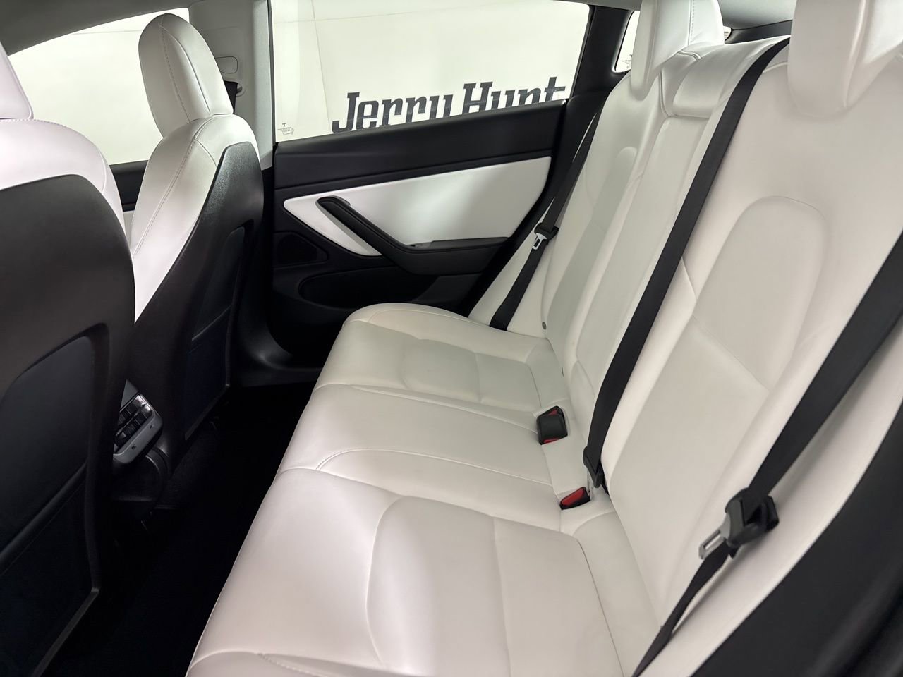 Used 2020 Tesla Model 3 Performance image 15