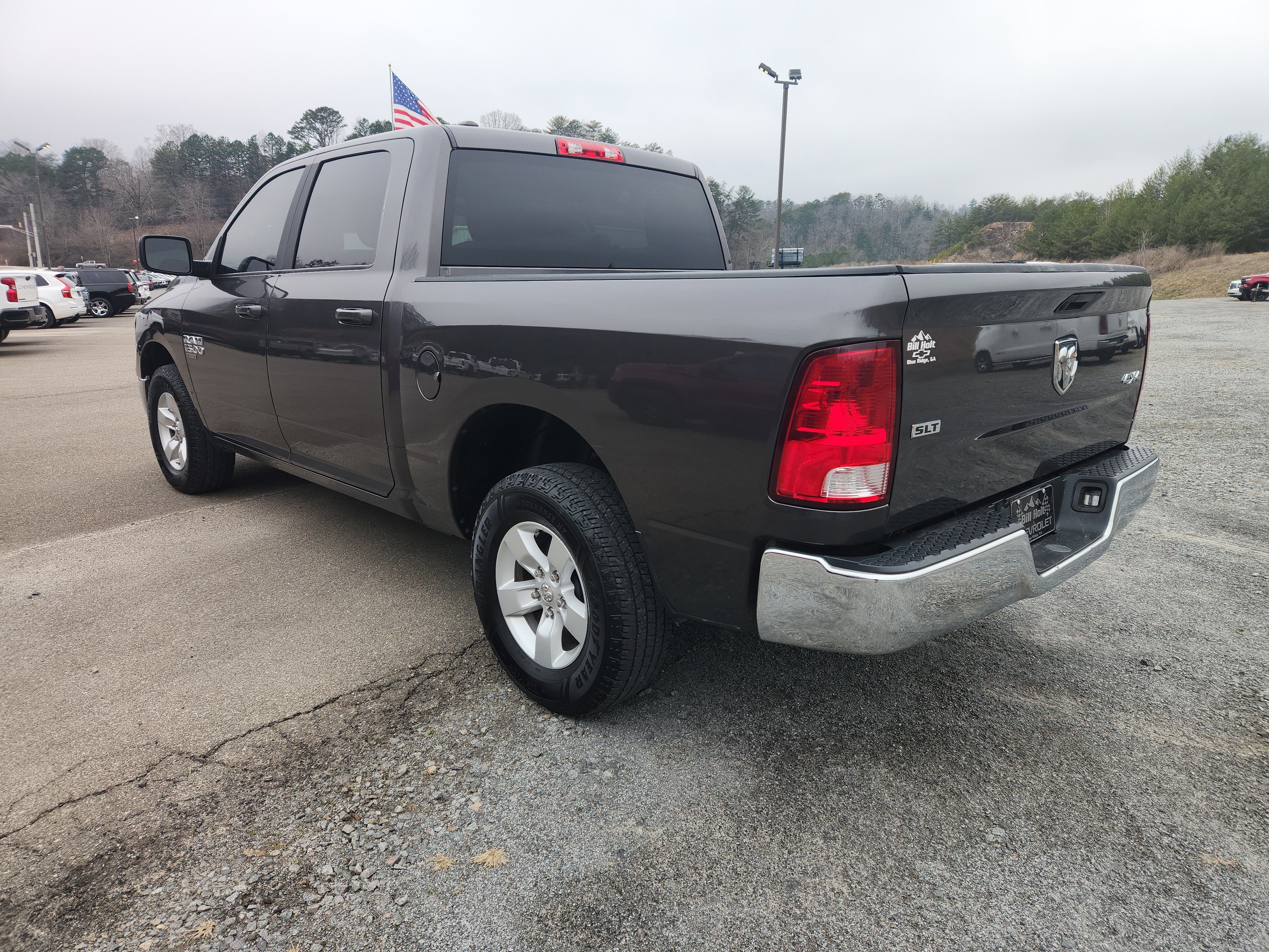 Used 2021 RAM 1500 Classic SLT image 5