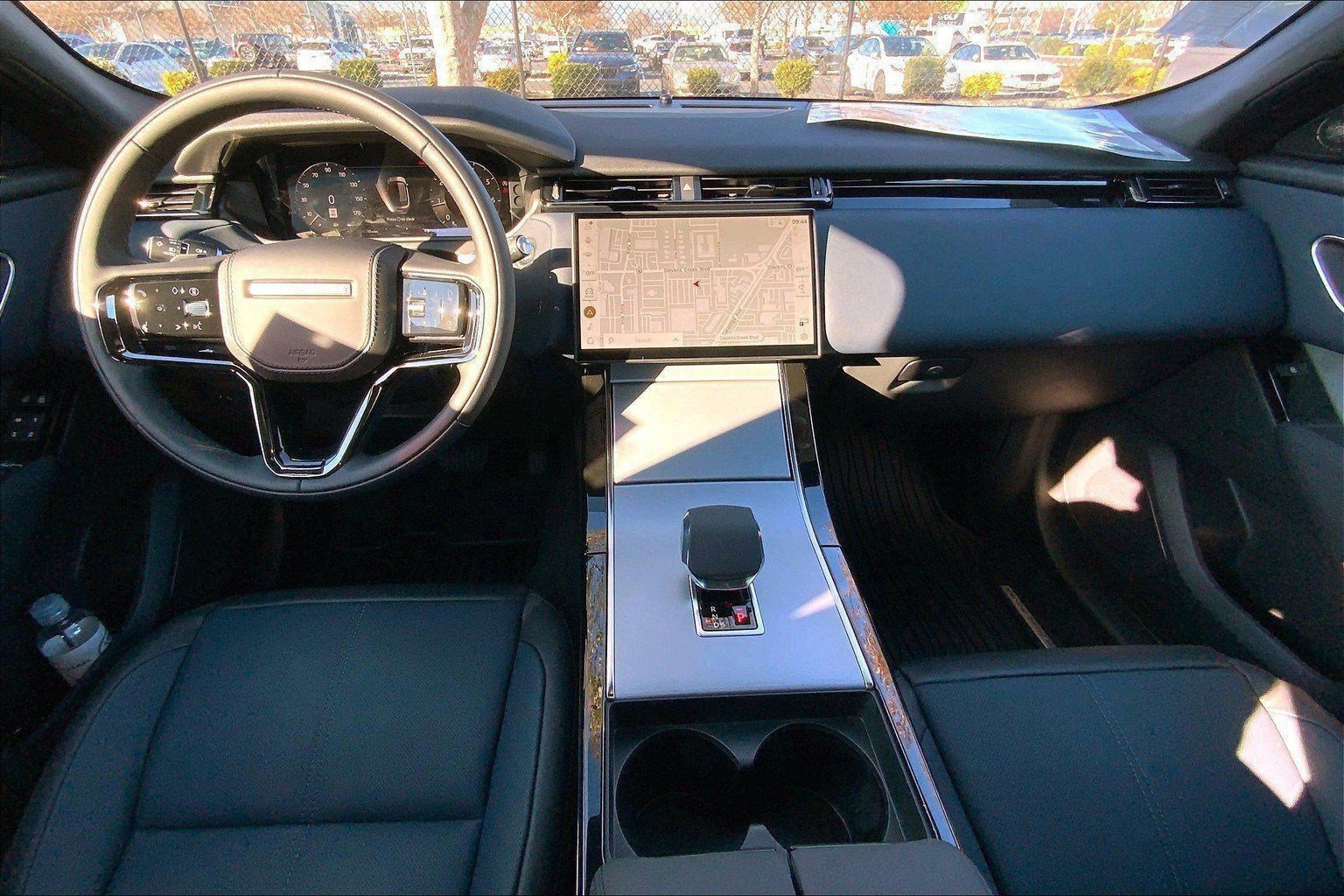 New 2025 Land Rover Range Rover Velar S AWD/4WD image 7