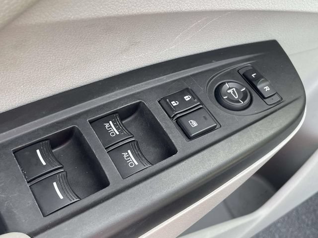 Used 2017 Acura RDX AWD image 16