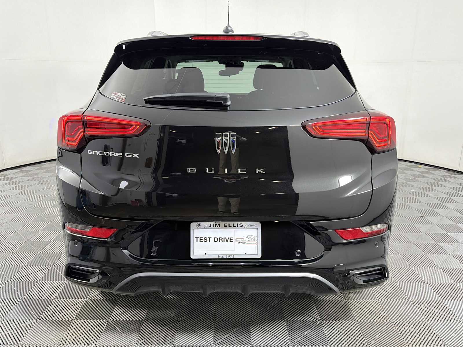New 2026 Buick Encore GX Sport Touring w/ Advanced Technology Package FWD image 5