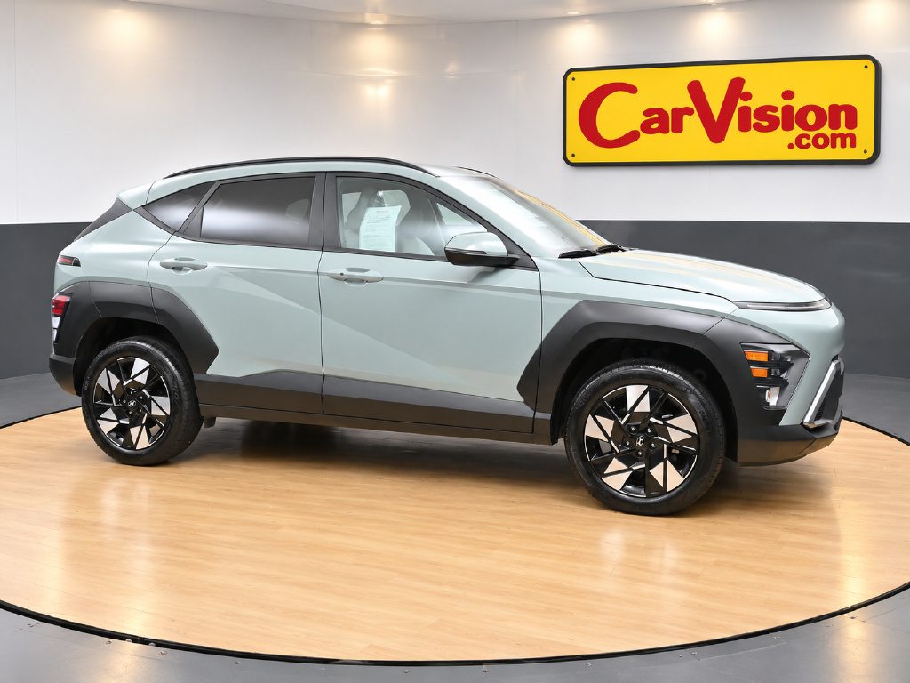 Used 2025 Hyundai Kona SEL AWD/4WD image 4