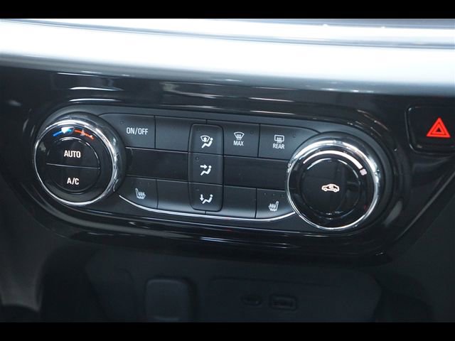 New 2026 Chevrolet Trax LT w/ Driver Confidence Package image 9