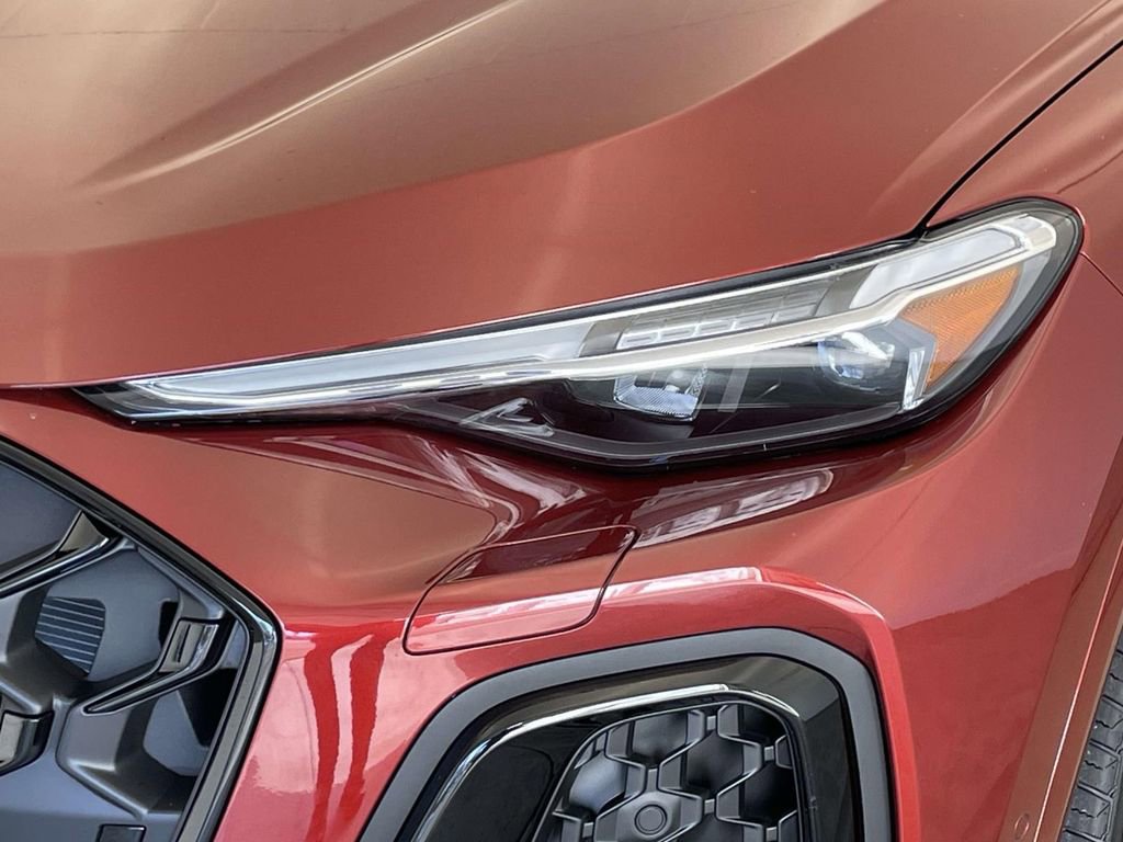 New 2025 Audi SQ5 Prestige image 15