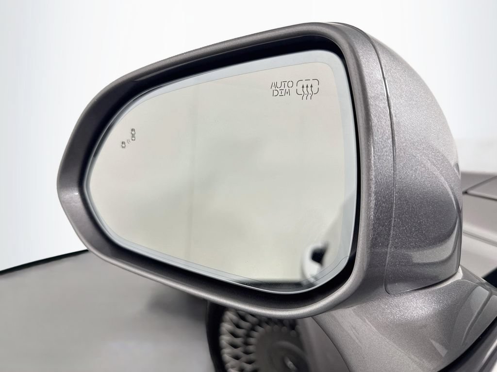 Used 2020 Genesis G90 3.3T Premium RWD image 21
