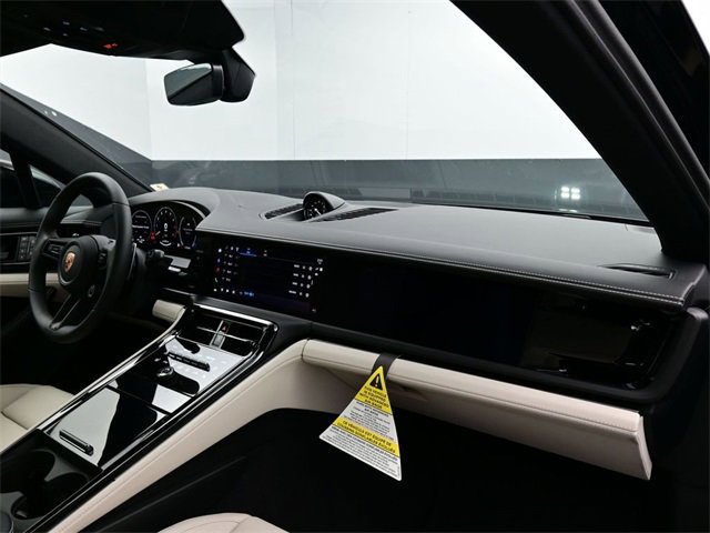 New 2026 Porsche Panamera 4 image 22