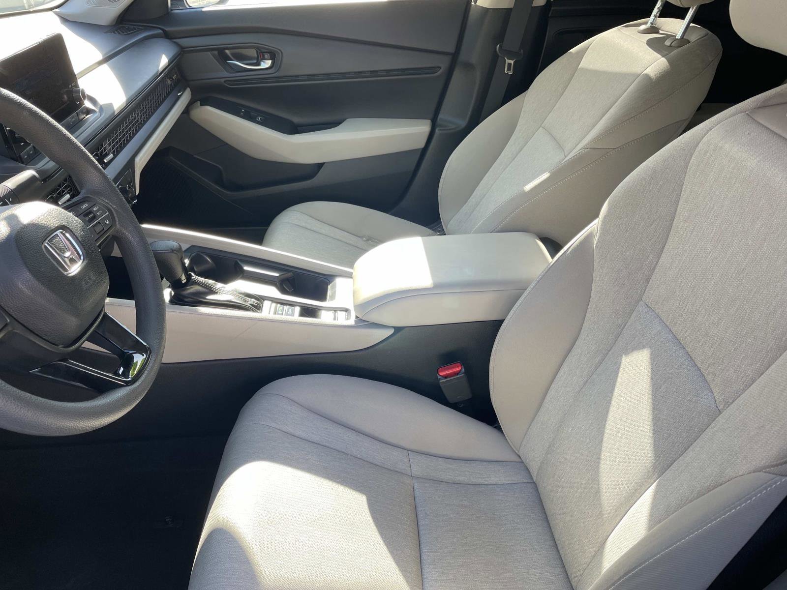 Certified 2023 Honda Accord EX image 15