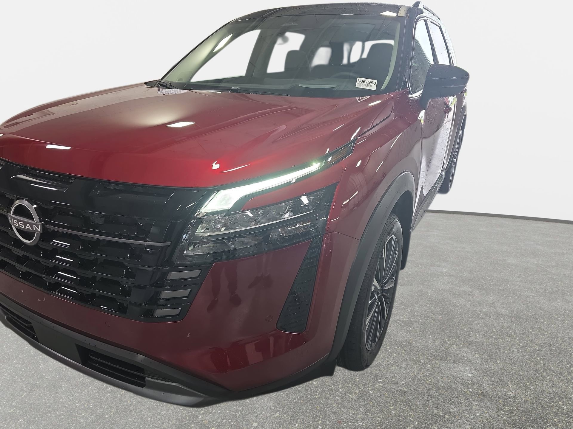 New 2026 Nissan Pathfinder Platinum image 30