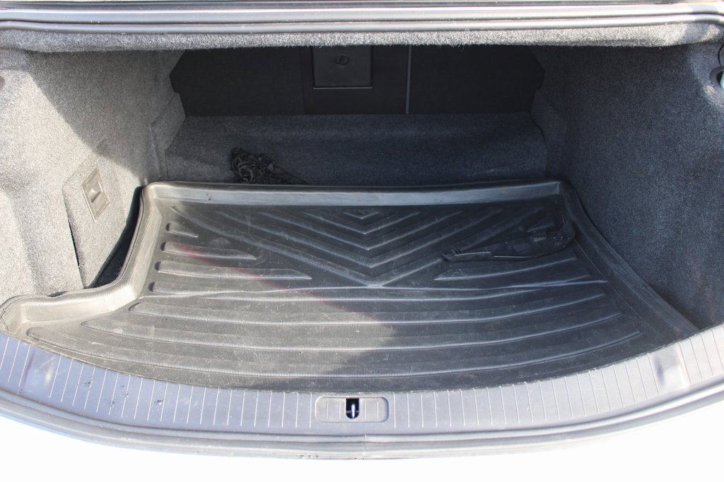 Used 2016 Cadillac XTS Luxury image 36