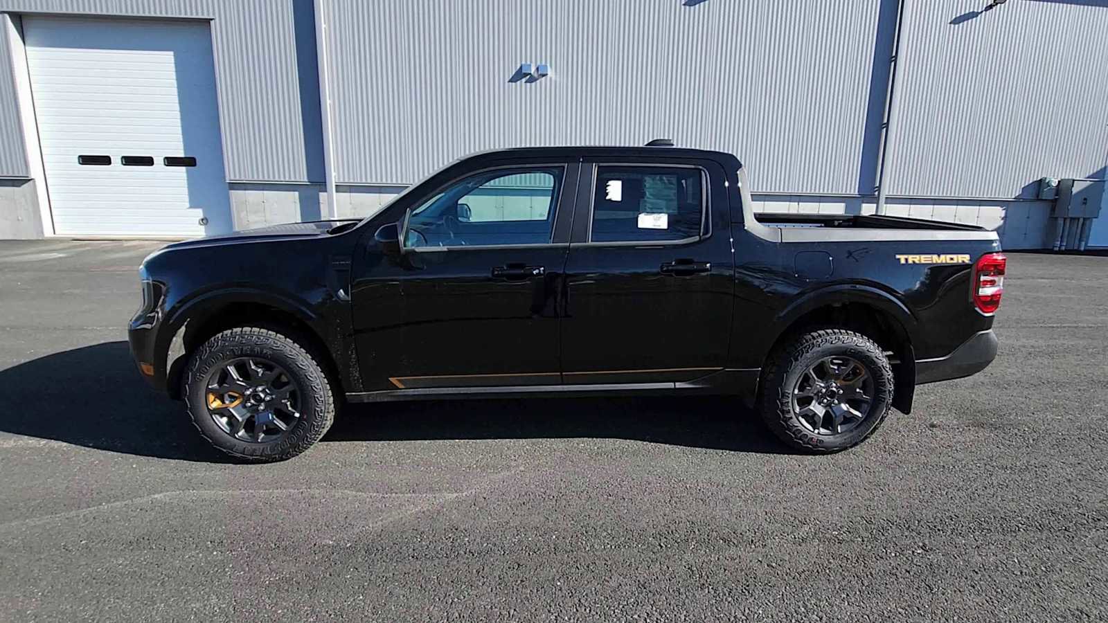 New 2026 Ford Maverick Tremor image 5