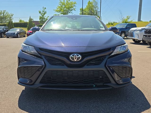 Used 2021 Toyota Camry SE FWD image 8