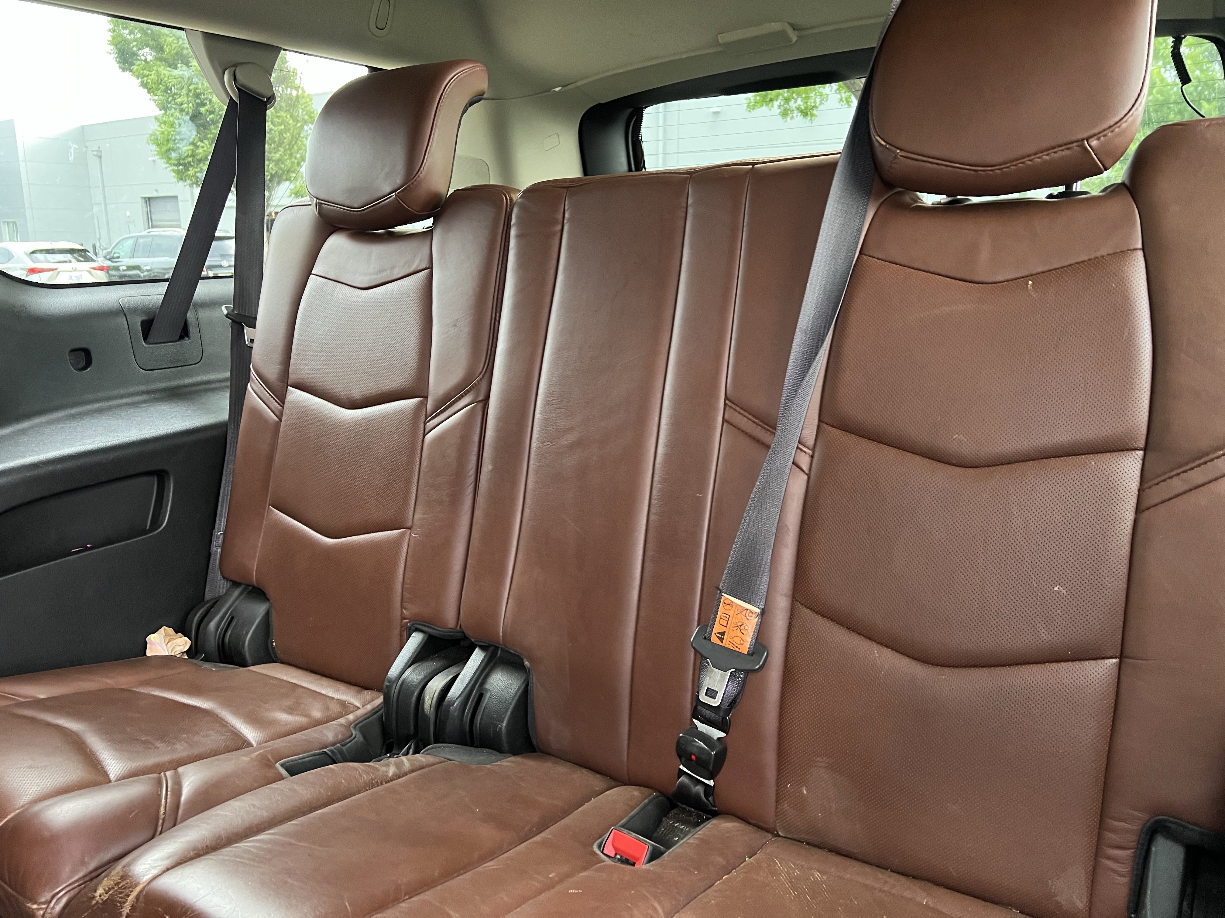 Used 2016 Cadillac Escalade ESV Luxury AWD/4WD image 34
