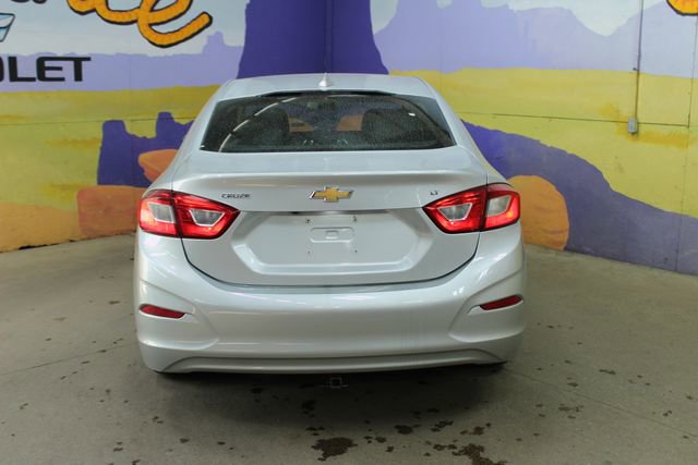 Used 2018 Chevrolet Cruze LT w/ LT Convenience Package FWD image 7
